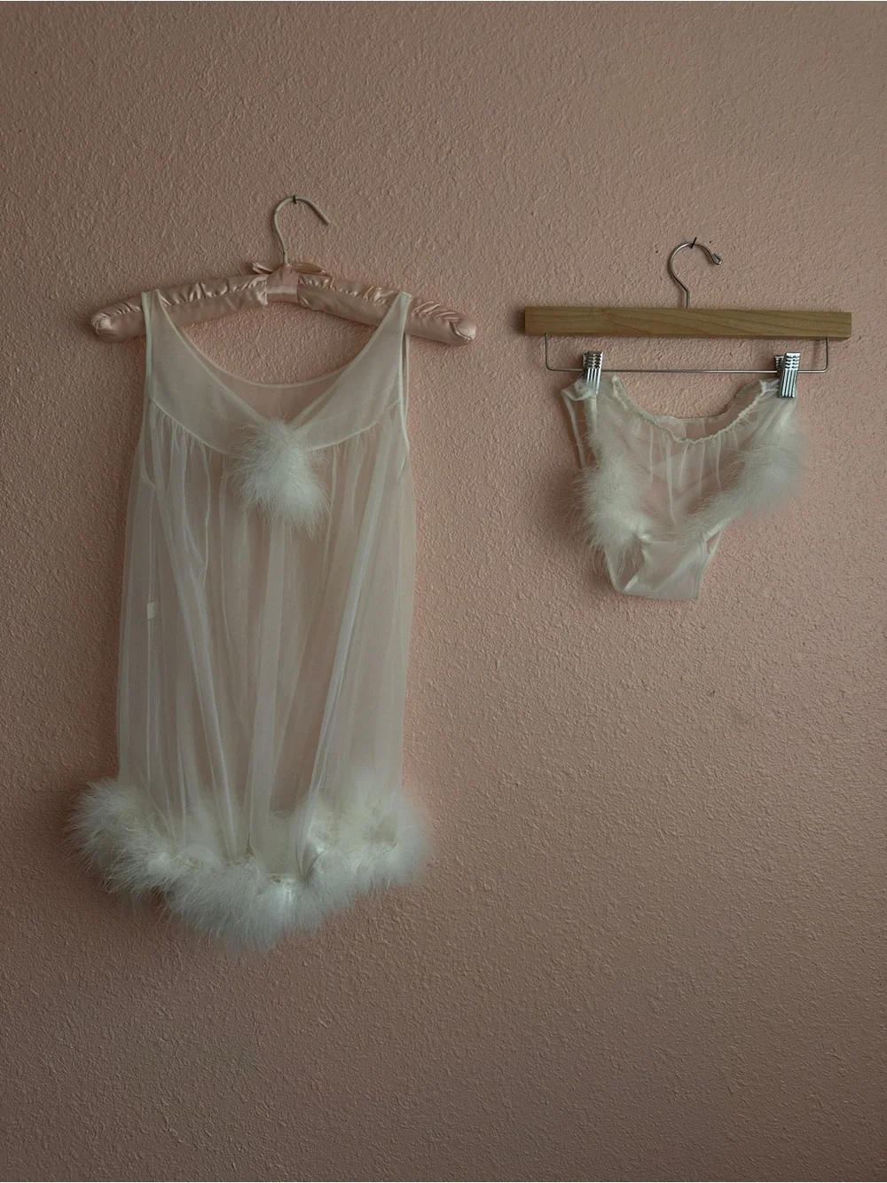 Vintage 60s feather trim babydoll and panties set